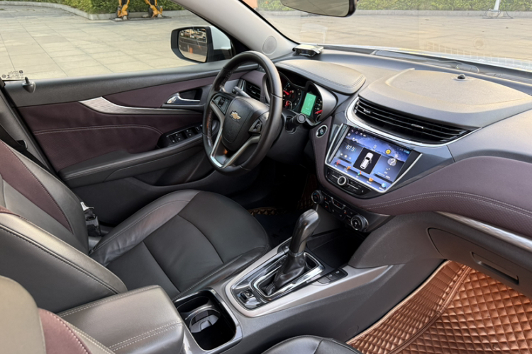 雪佛兰 迈锐宝 2017款 1.5T 自动豪华版中控内饰7003