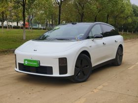 理想汽车 理想i6 2025款 两驱标准型