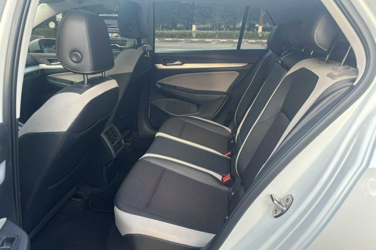 大众 高尔夫 2021款 280TSI DSG Pro中控内饰7003