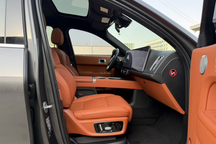 理想汽车 理想L8 2023款 Pro局部细节41