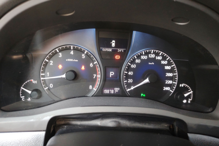 雷克萨斯RX经典 2013款 270 精英版中控内饰15