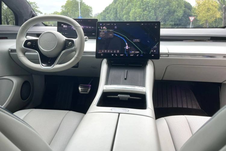 鸿蒙智行 智界S7 2024款 Max+ 后驱超航智驾版中控内饰7004