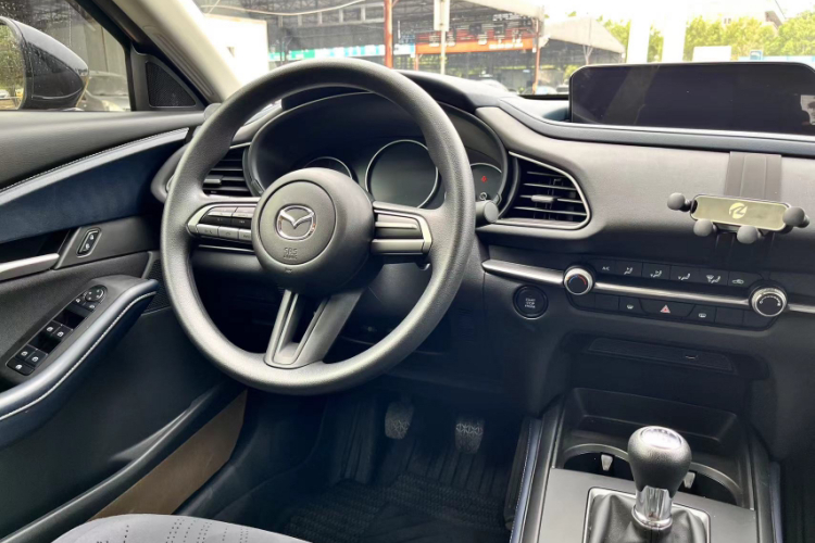 马自达CX-30 2024款 2.0L 手动尚悦型局部细节13