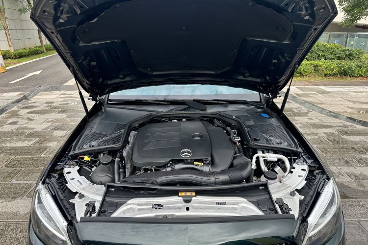 奔驰C级 2019款 C 260 L 运动版局部细节9001