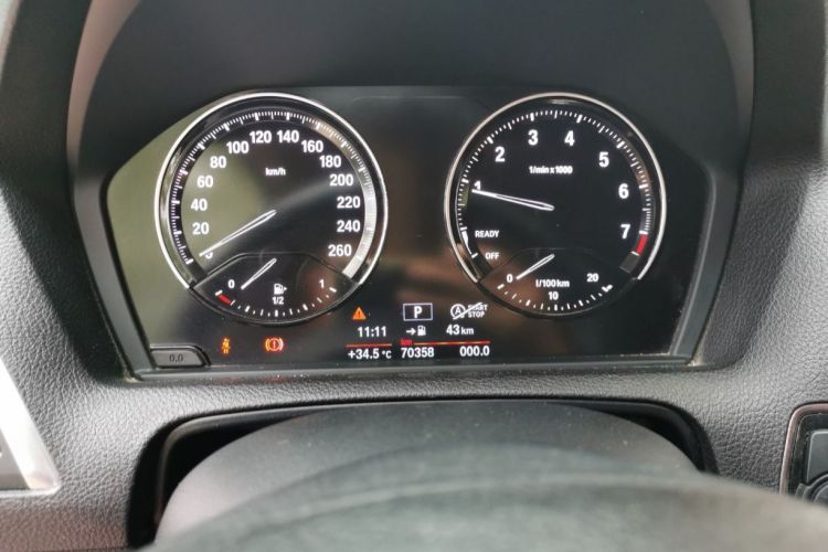 宝马1系(进口) 2018款 118i 领先型中控内饰15