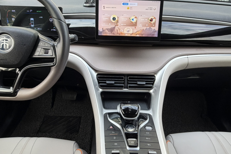 比亚迪 宋Pro新能源 2023款 冠军版 DM-i 71KM领航型局部细节16