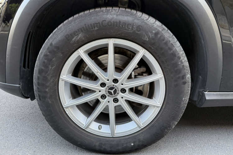 奔驰GLE 2021款 GLE 350 4MATIC 动感型车身外观6006