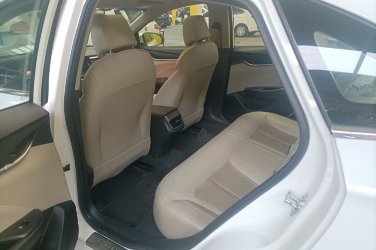 别克 英朗 2015款 15N 自动精英型中控内饰7001