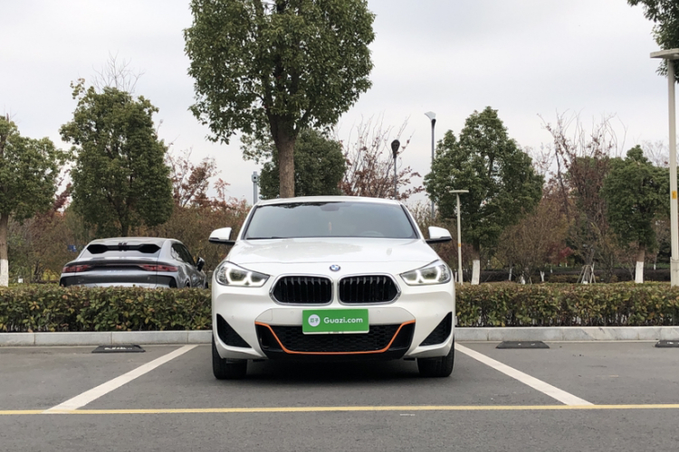 宝马X2 2020款 sDrive25i 领先型M运动套装车身外观6005