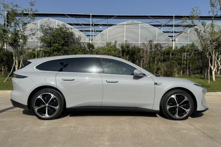 蔚来ET5T 2025款 100kWh Touring车身外观6006