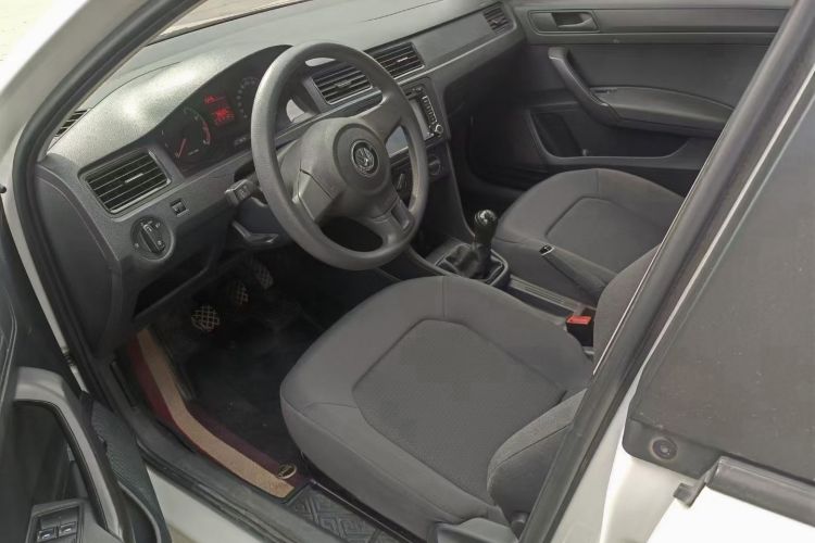 大众 桑塔纳 2015款 1.4L 手动风尚版中控内饰7002