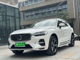 沃尔沃XC60 2026款 B5 四驱智逸豪华版
