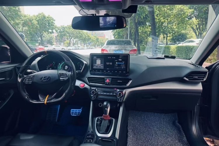 现代 菲斯塔 2019款 280TGDi 运动版 国VI中控内饰7005