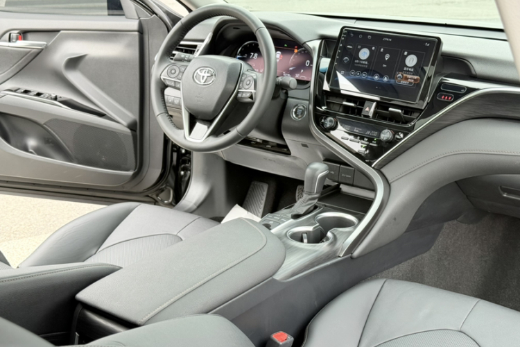 丰田 凯美瑞 2021款 2.5G 豪华版局部细节23