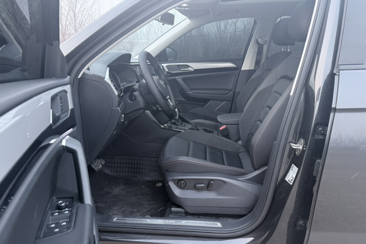大众 探岳 2019款 330TSI 两驱豪华型 国VI中控内饰7002