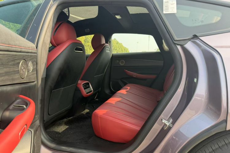 星途 星纪元 ES 2025款 增程 Max 城区辅助驾驶中控内饰7003