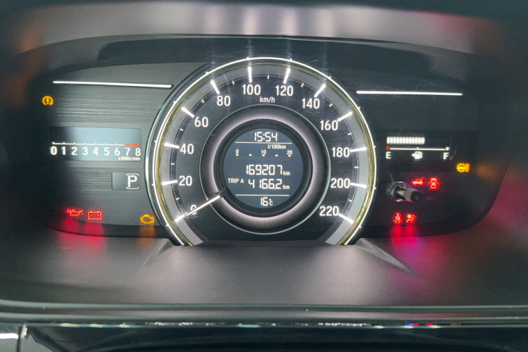 本田 艾力绅 2016款 2.4L 经典版中控内饰15