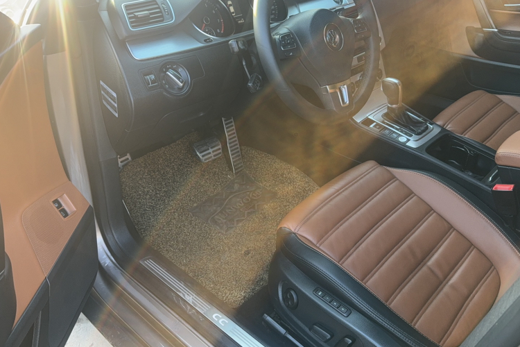 一汽-大众CC 2013款 1.8TSI 豪华型中控内饰20