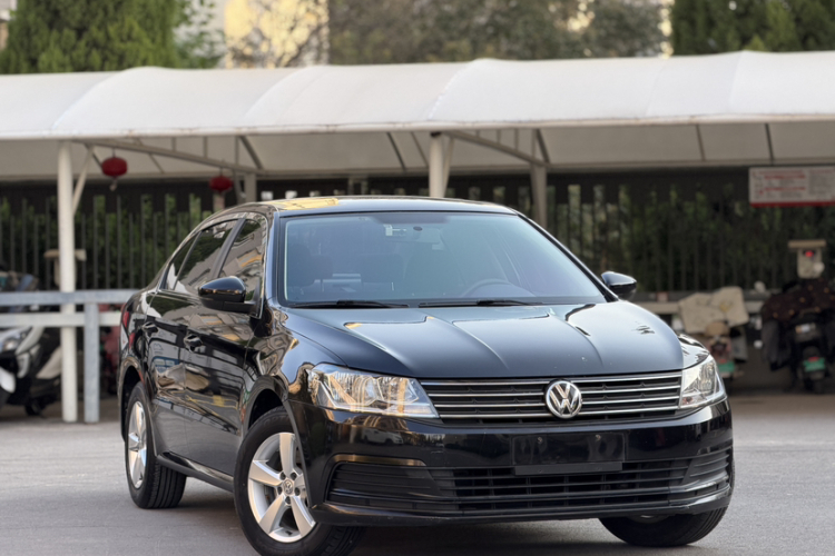 大众 朗逸 2015款 1.6L 手动风尚版车身外观6001