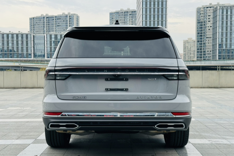 林肯 飞行家 2024款 3.0T V6 四驱奢雅版 六座车身外观6007