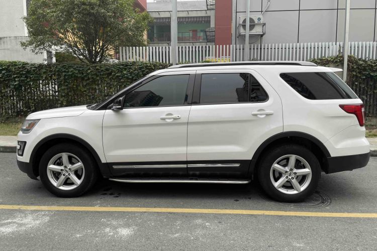 福特 探险者(进口) 2017款 2.3T 风尚版车身外观6004