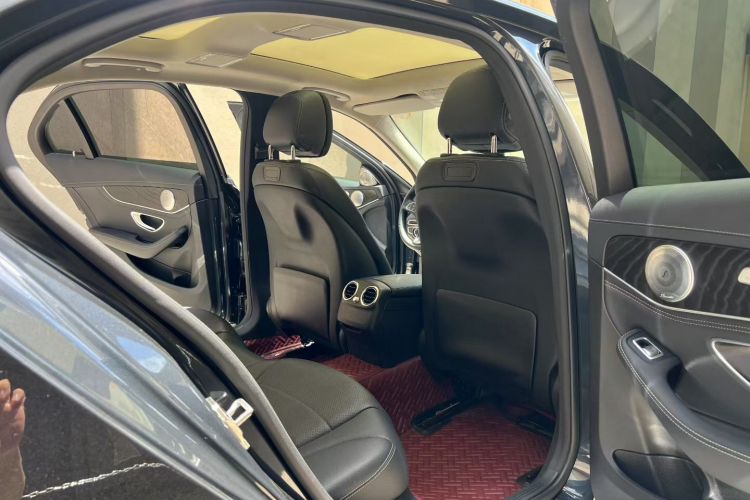 奔驰C级 2017款 C 200 L 运动版中控内饰7005