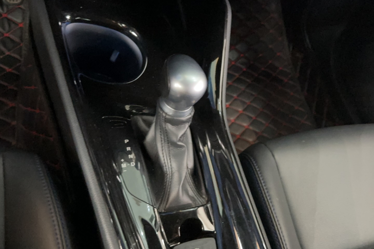 丰田C-HR 2020款 2.0L 领先版局部细节18