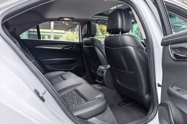 凯迪拉克ATS-L 2017款 28T 技术型中控内饰7004