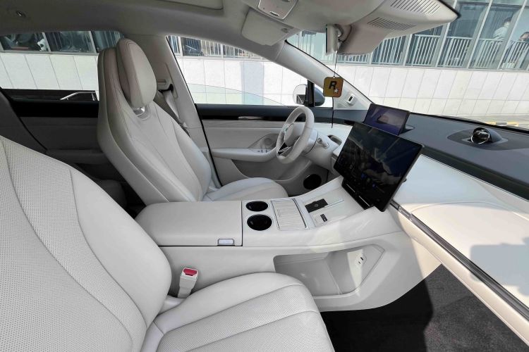 鸿蒙智行 智界R7 2024款 纯电 736km UItra中控内饰7012