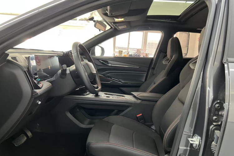 长安X5 PLUS 2025款 1.5T DCT高能版中控内饰7008