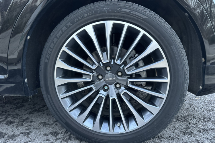 捷途X70 2020款 1.5T 手动尊行版 5座车身外观6002