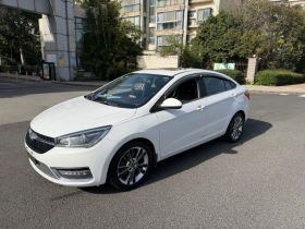 奇瑞 艾瑞泽5 2016款 1.5L 手动领锐版