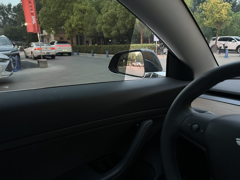 特斯拉 Model 3(进口) 2019款 标准续航后驱升级版(52度)