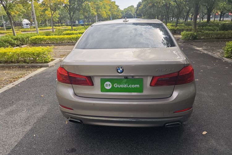 宝马5系 2018款 改款 530Li 领先型 豪华套装车身外观6002