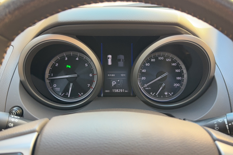 丰田 普拉多 2014款 4.0L 自动TX-L NAVI中控内饰15