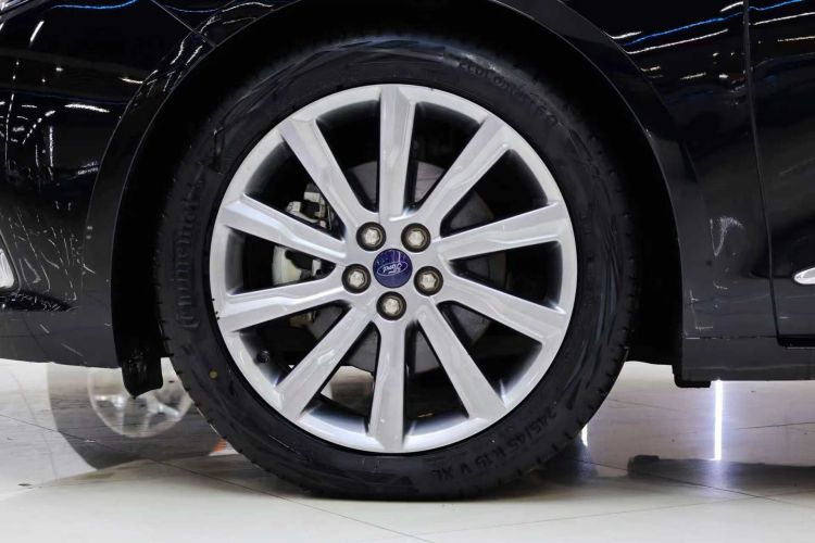 福特 金牛座 2019款 EcoBoost 245 尊享版车身外观6010