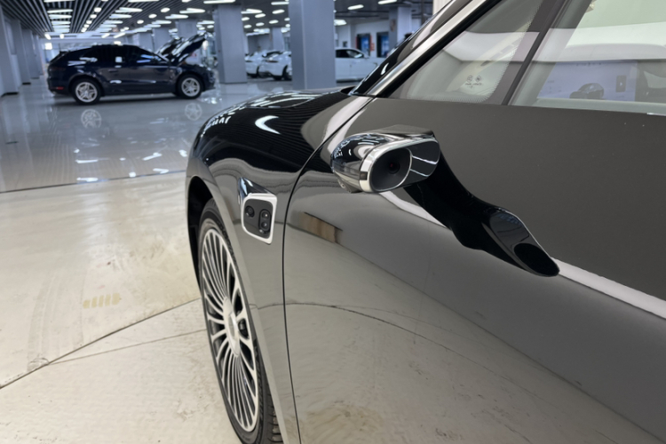 鸿蒙智行 享界S9 2025款 增程 Ultra中控内饰7006