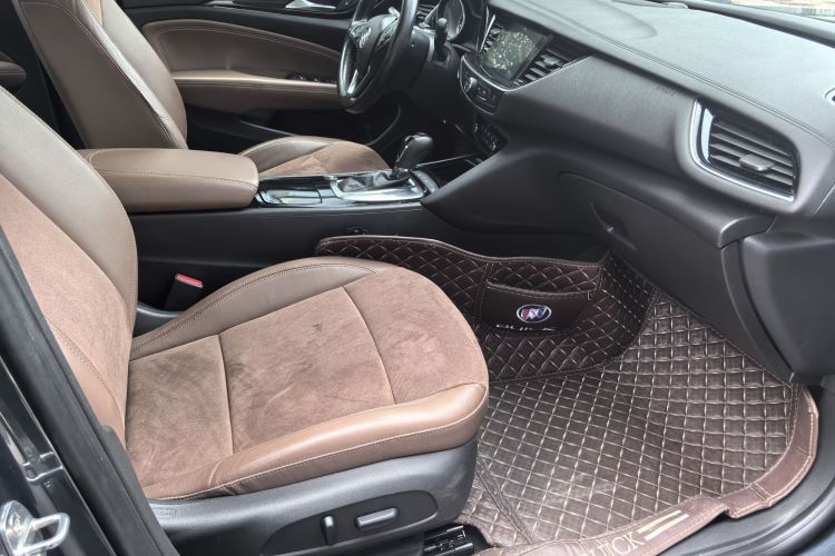 别克 君威 2019款 20T 精英型 国VI中控内饰7008