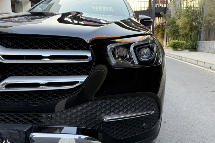 奔驰GLE 2021款 GLE 350 4MATIC 动感型车身外观6002