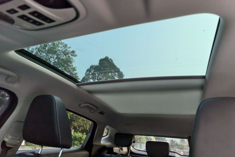 魏牌 VV6 2021款 2.0T 两驱智享+局部细节22