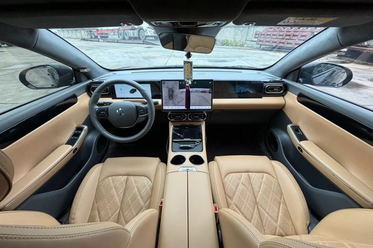 零跑汽车 零跑C01 2024款 增程 316尊享版中控内饰7003