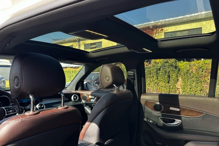 奔驰GLC 2021款 GLC 260 L 4MATIC 豪华型局部细节22