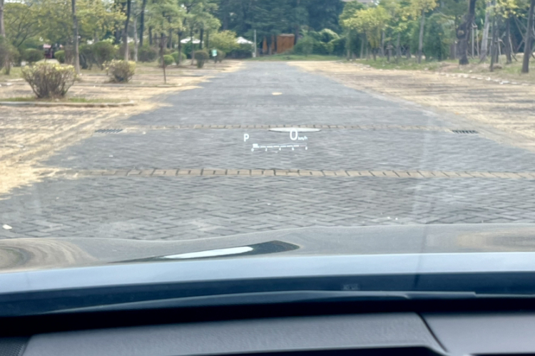 丰田 凯美瑞 2019款 2.5G 豪华版 国VI中控内饰7001