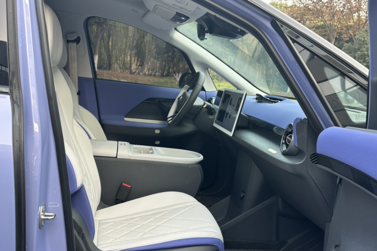 ARCFOX极狐 极狐考拉 2023款 家庭版中控内饰7003