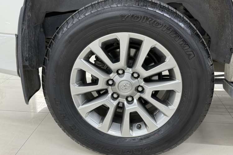 丰田 普拉多 2019款 3.5L 自动TX-L尊享版车身外观6005