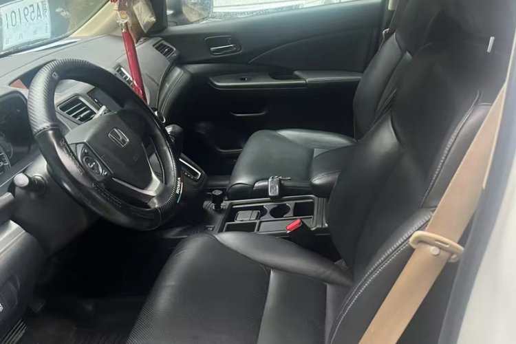 本田CR-V 2015款 2.0L 两驱风尚版中控内饰7002