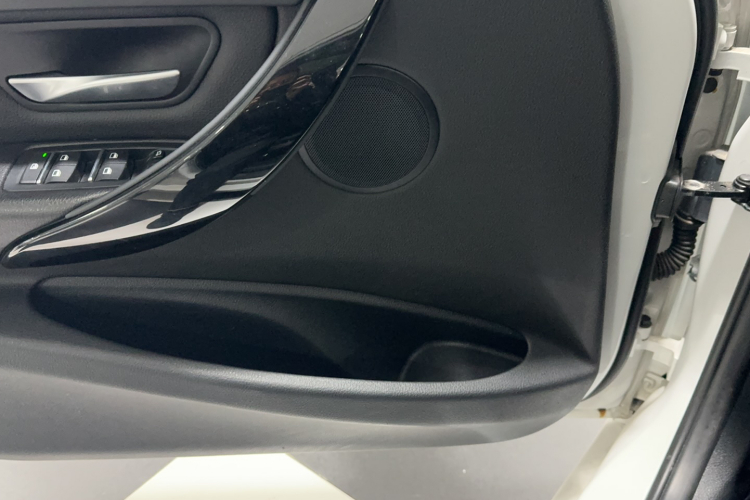 宝马3系 2016款 320Li 时尚型局部细节18