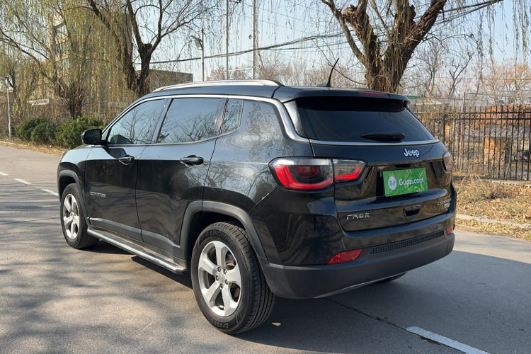 Jeep 指南者 2017款 200T 自动家享版车身外观6006