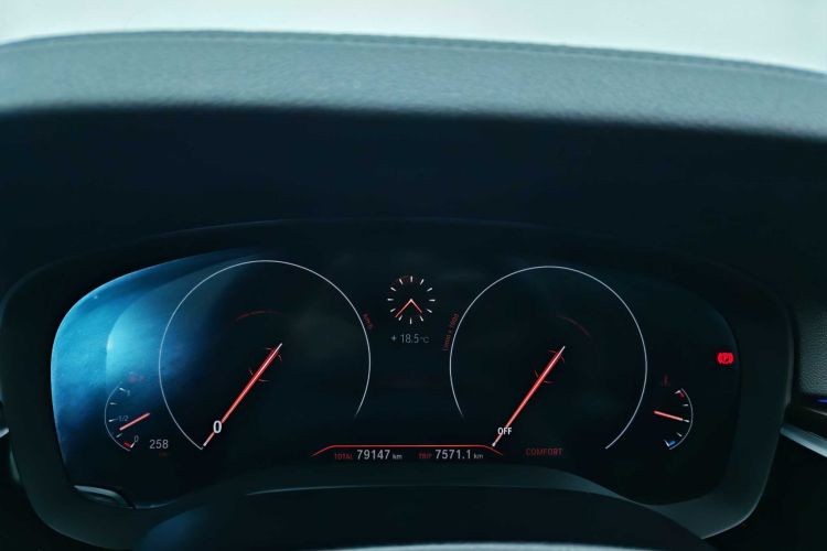 宝马5系 2019款 改款 525Li 豪华套装中控内饰15