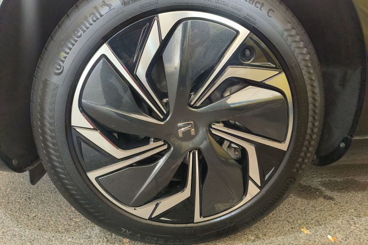 飞凡汽车 飞凡R7 2022款 长续高阶版车身外观6005